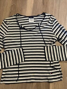 Vintage Tommy Hilfiger Navy & White Striped Crewneck shirt Sz XS